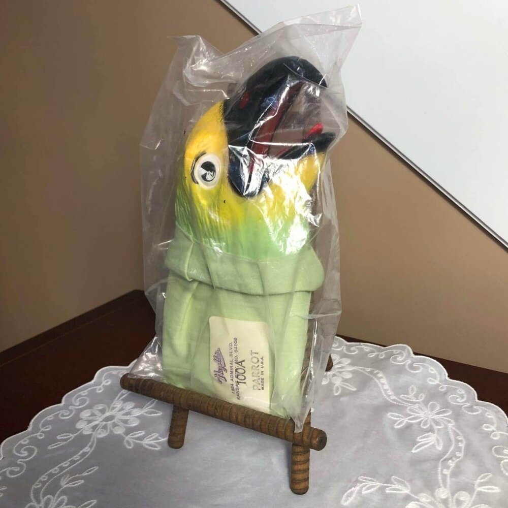 Hazelle’s Parrot hand puppet